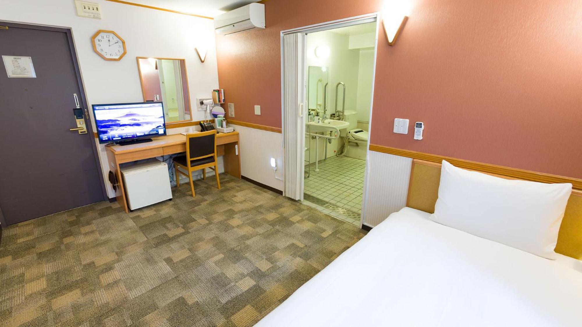 Toyoko Inn Yokohama Sakuragicho Phòng bức ảnh