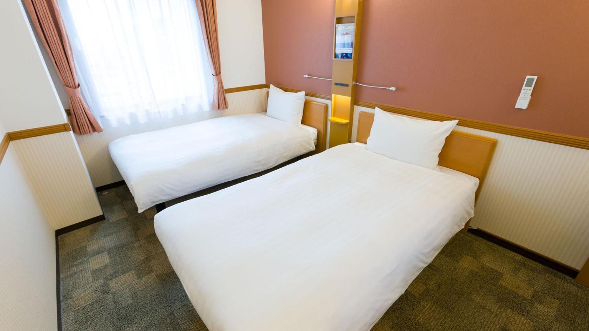Toyoko Inn Yokohama Sakuragicho Phòng bức ảnh