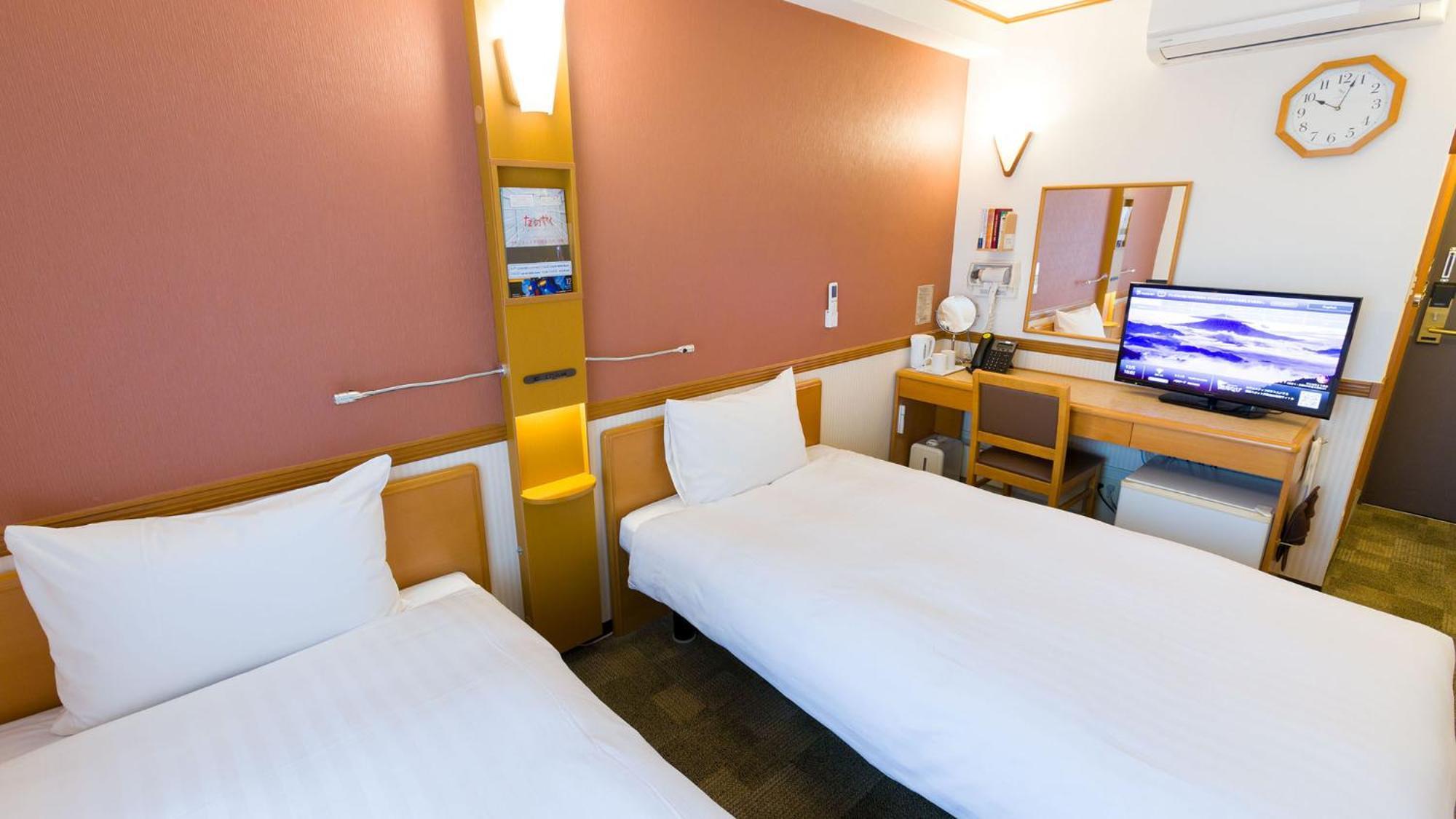 Toyoko Inn Yokohama Sakuragicho Phòng bức ảnh