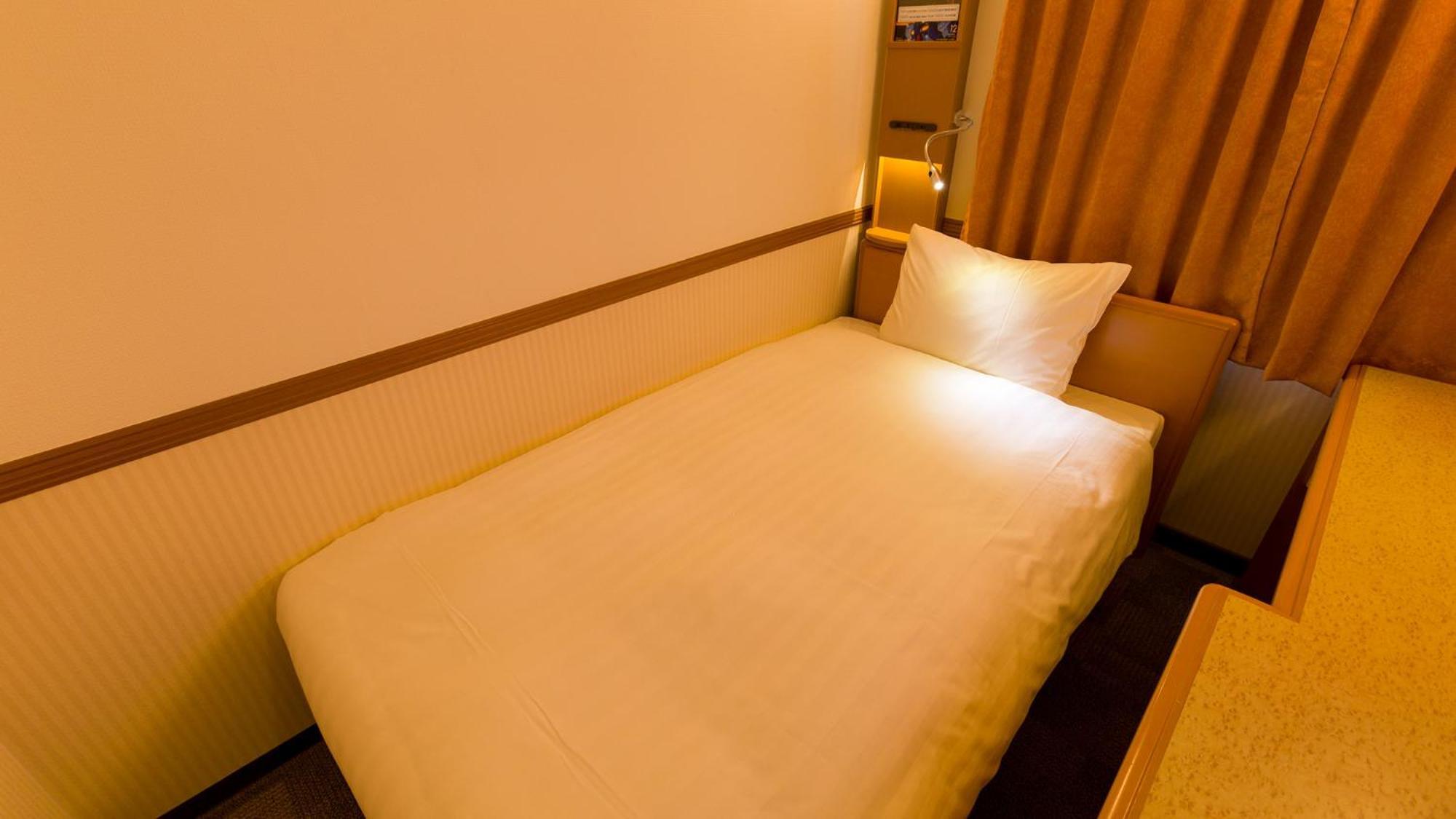 Toyoko Inn Yokohama Sakuragicho Phòng bức ảnh