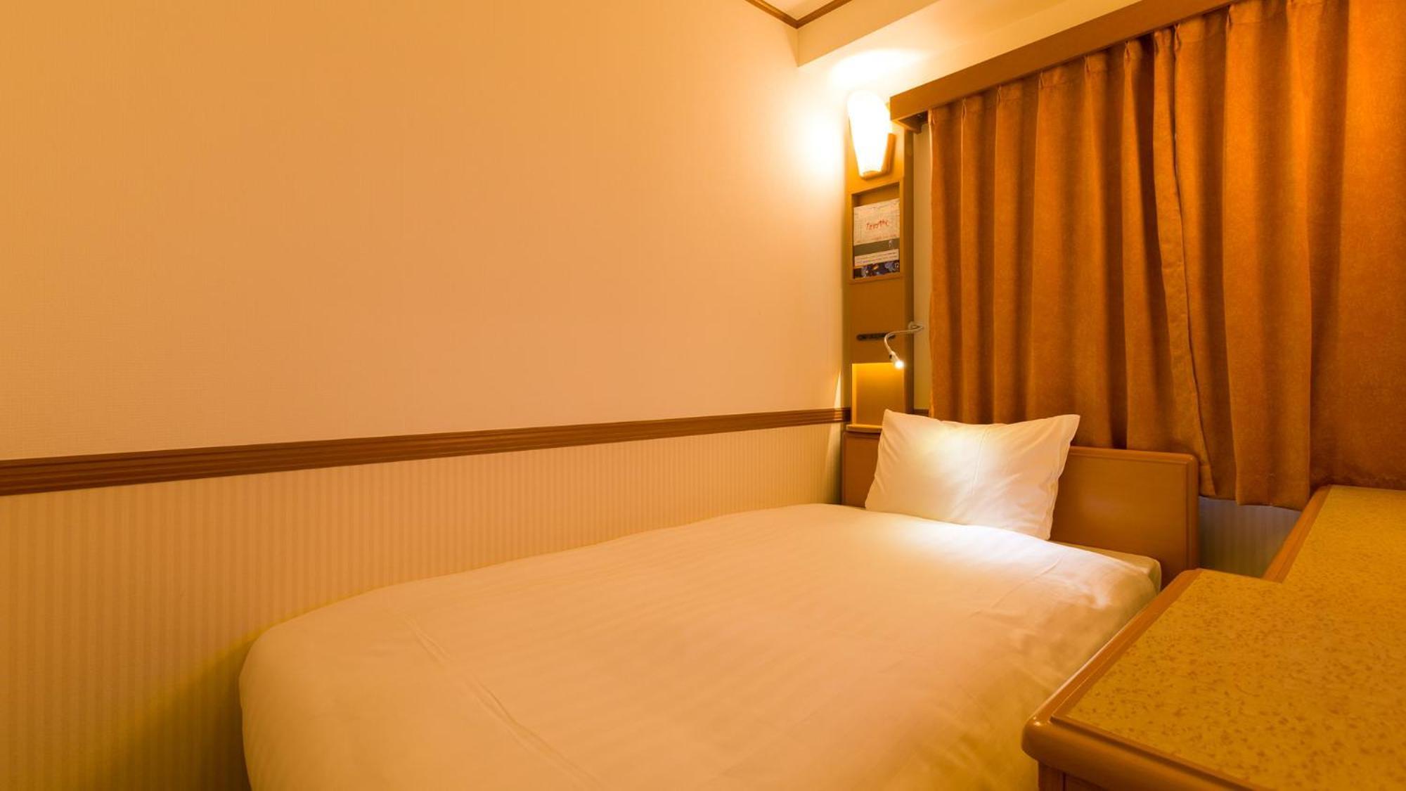 Toyoko Inn Yokohama Sakuragicho Phòng bức ảnh