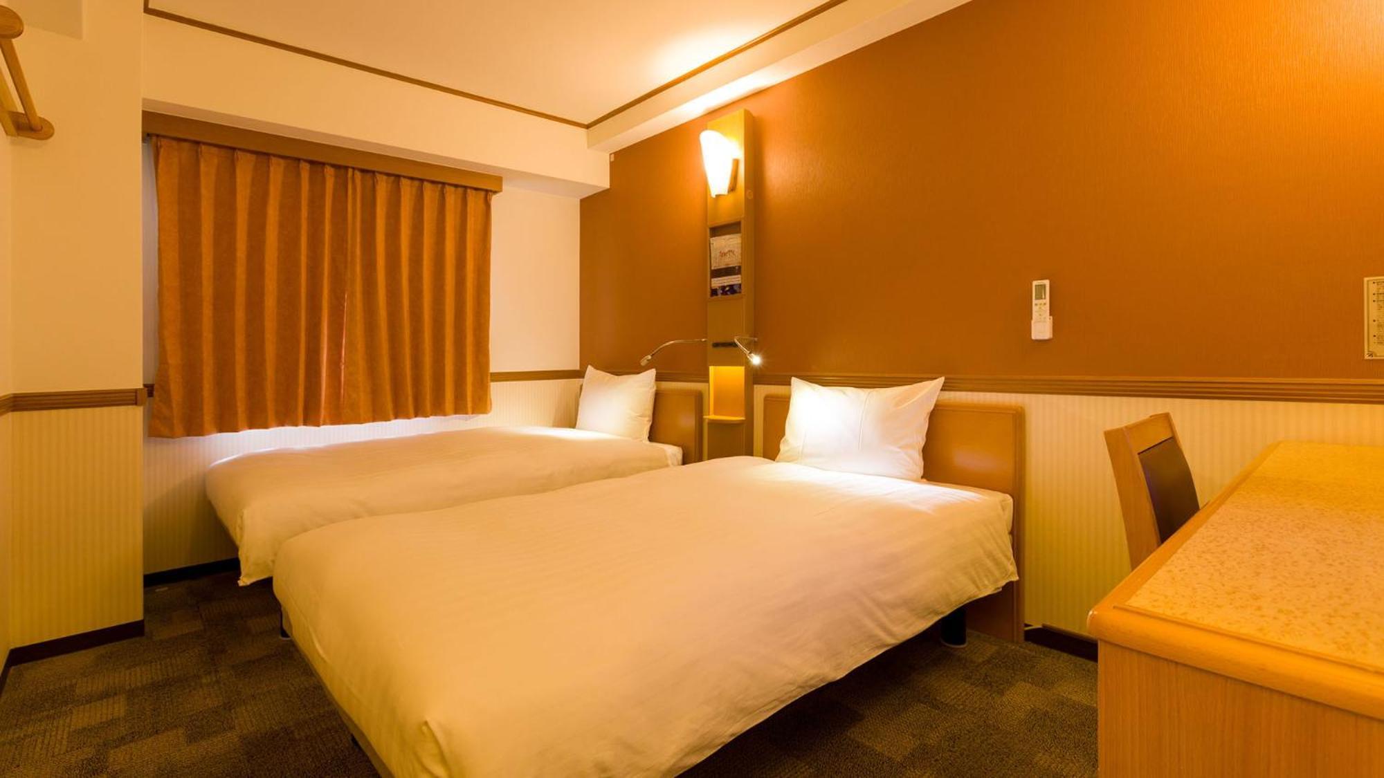 Toyoko Inn Yokohama Sakuragicho Phòng bức ảnh
