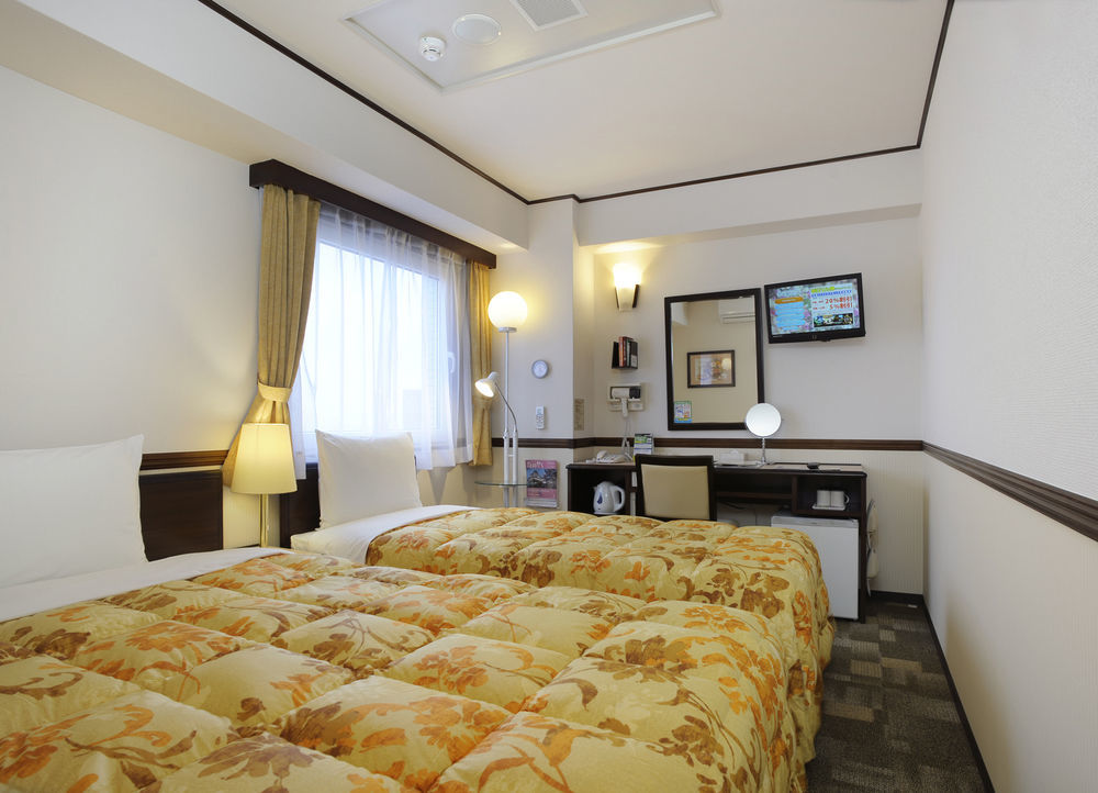 Toyoko Inn Yokohama Sakuragicho Ngoại thất bức ảnh